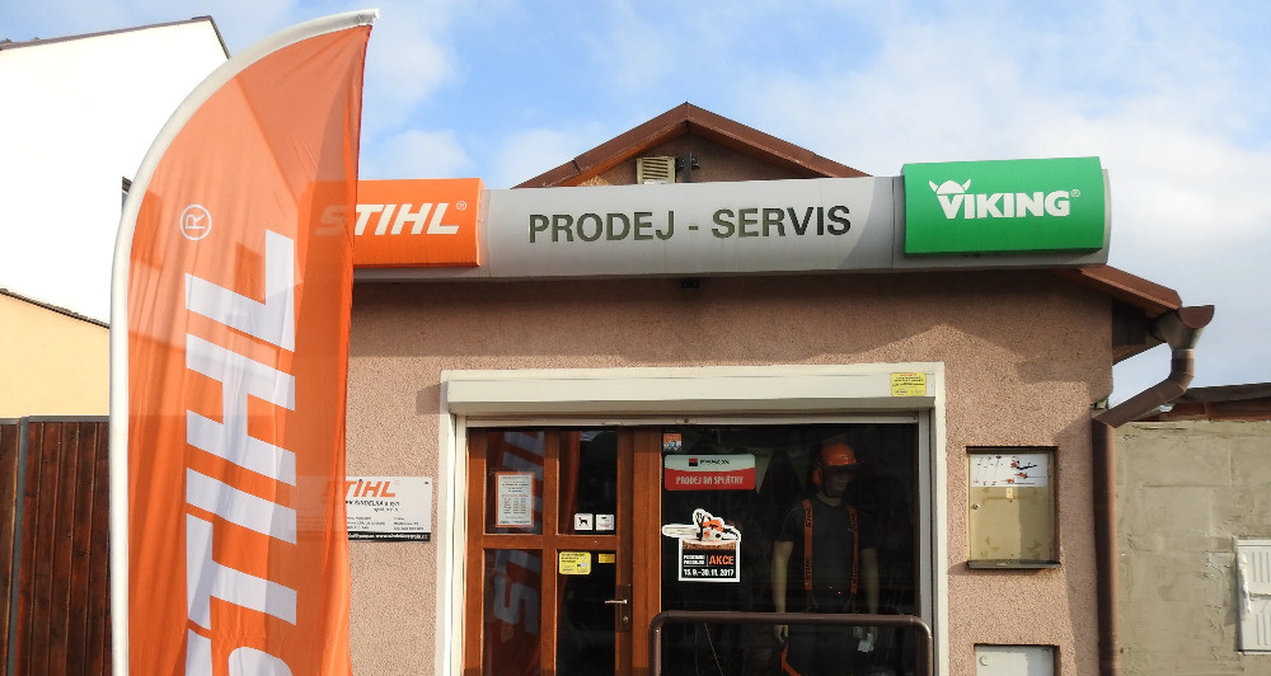 VÁŠ PRODEJCE ZAHRADNÍ A LESNÍ TECHNIKY